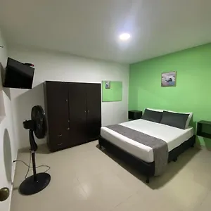 3* Hotel 33 Bulerias