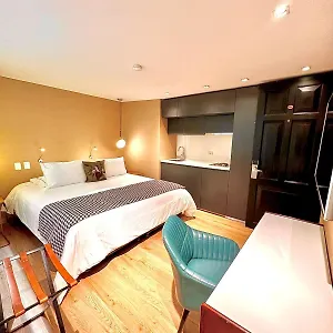 https://regina.hotels-bogota.net