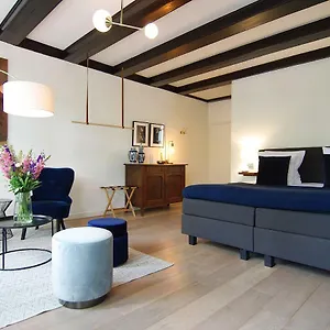 https://1637-historic-canal-view-suites.amsterdamhotelsnl.com