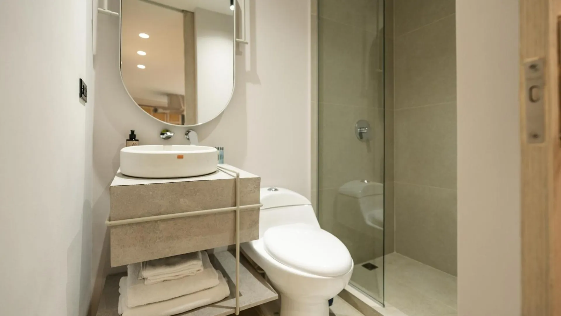 Indie Universe Creative Hotel Medellin 4*,  Colombia
