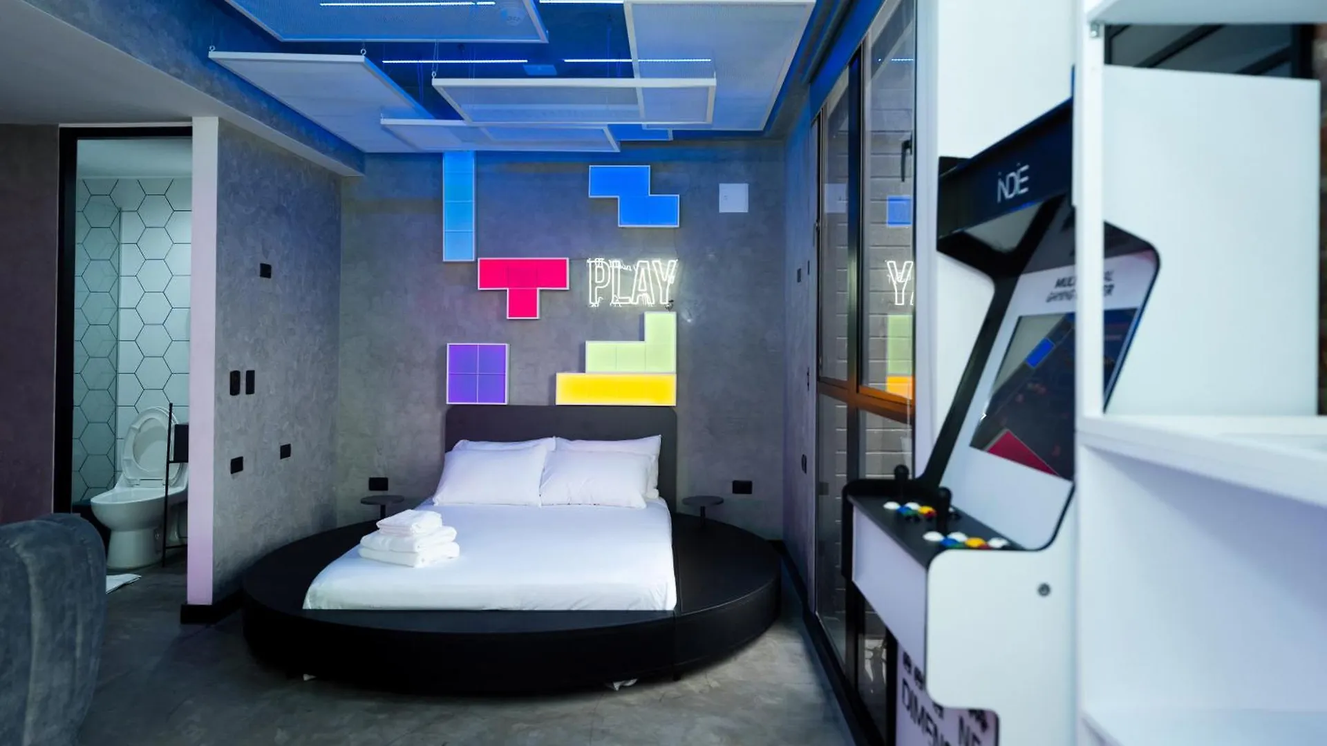 Indie Universe Creative Hotel Medellin 4*,  Colombia